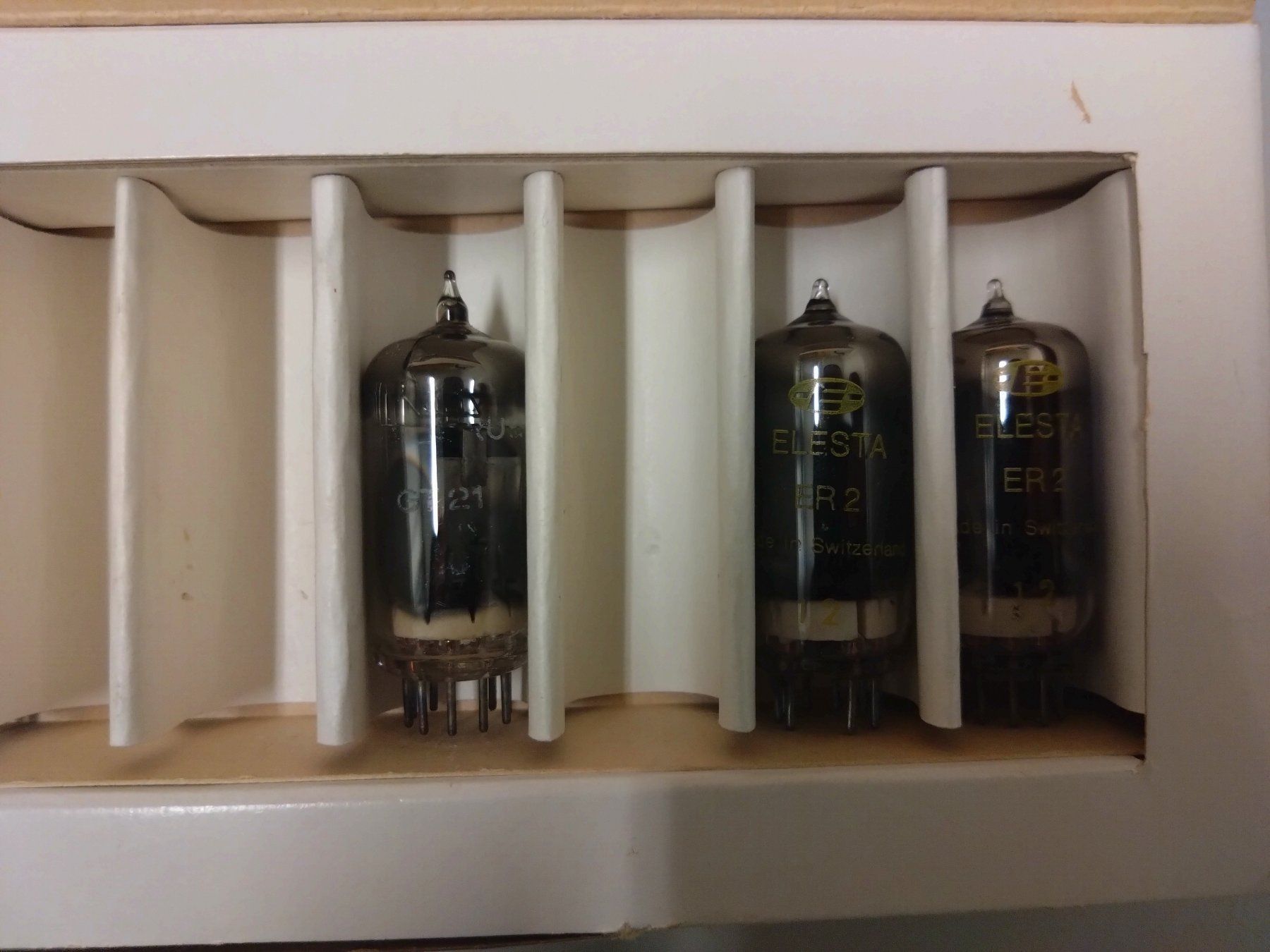 Elektronikbauteile: Elektronenröhren / Vacuum tube – Gebraucht aus Nuglar von SwissJukebox 2