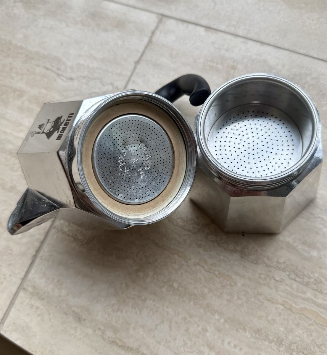 Bialetti Kaffeemaschinen & Espressomaschinen: Bialetti Moka 6 cups – Neu (gemäss Beschreibung) aus Zürich von fan_z5fl 1