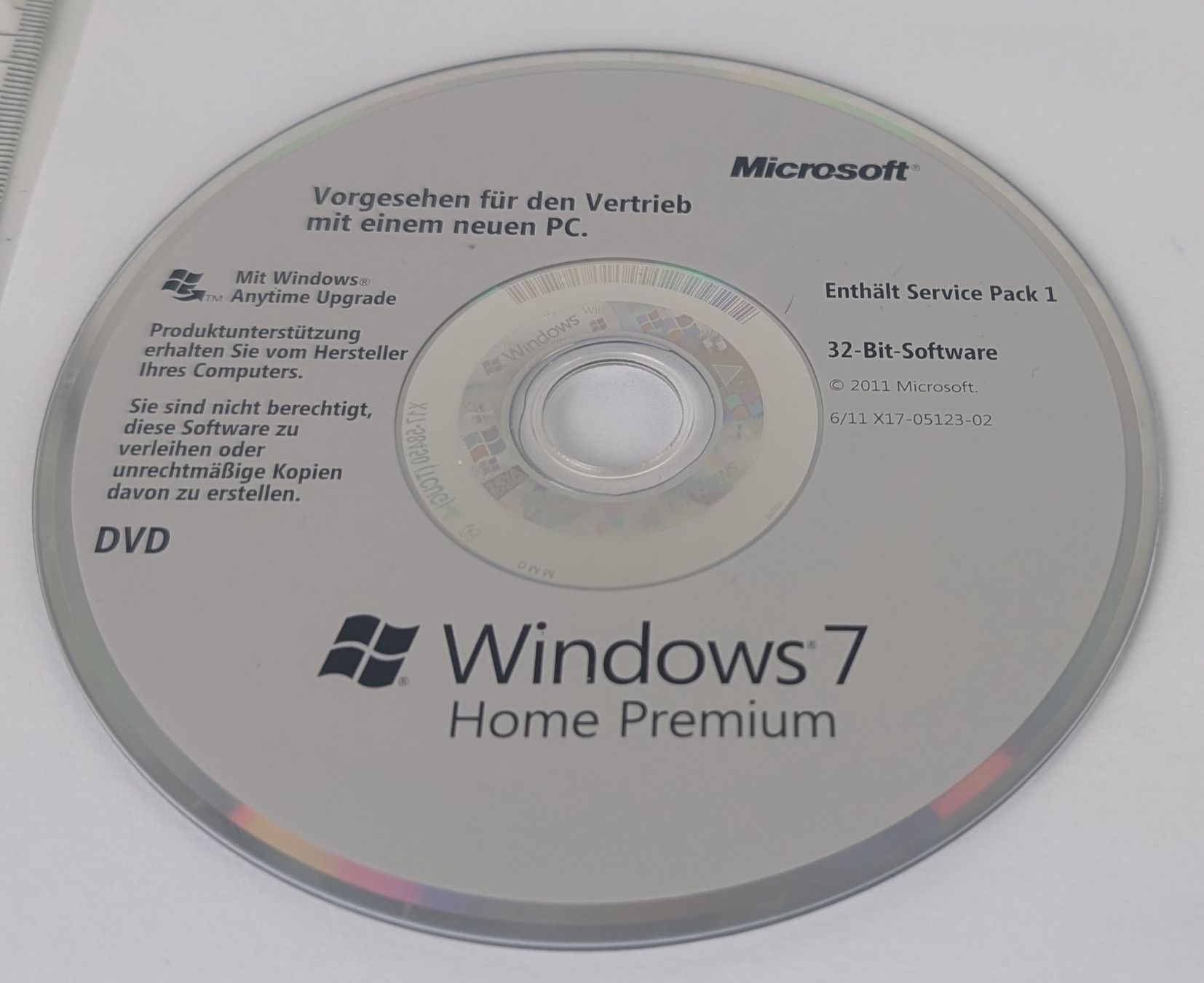 Microsoft Software: Windows 7 Home Premium, 32-Bit-Software, DVD, Top – Usato da Zürich venduto da 1.Simon 1