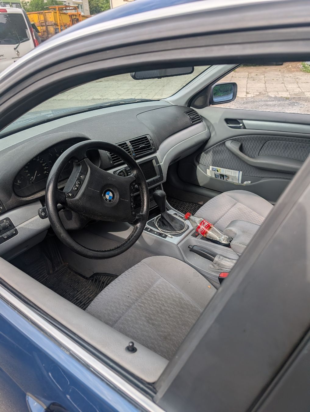BMW Automobili: BMW 330xd Limousine – Difettoso da Grabs venduto da Schst1 2