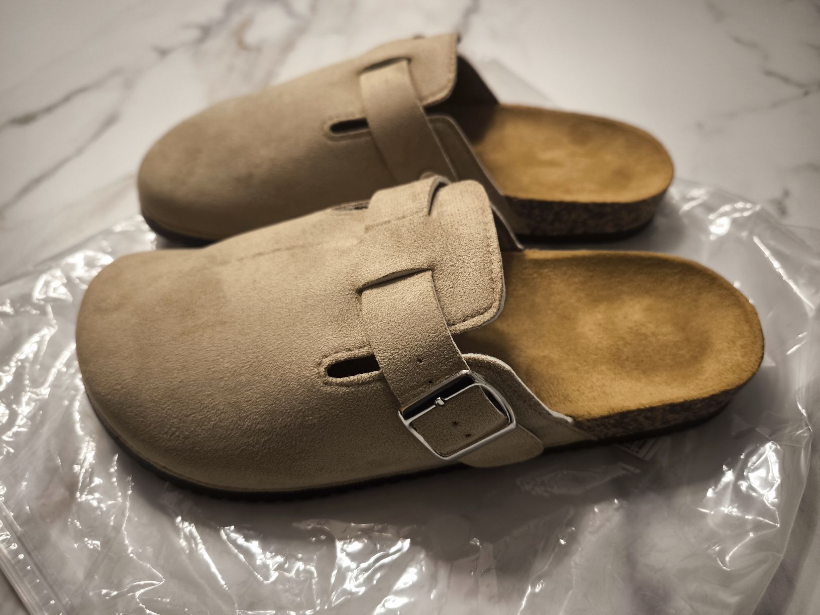 Chaussures hommes: Freizeitschuhe Grösse 40/41 – Neuf (Voir description) à Othmarsingen par Othm13
