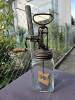 Antikes Butter Glas mit Kurbel 