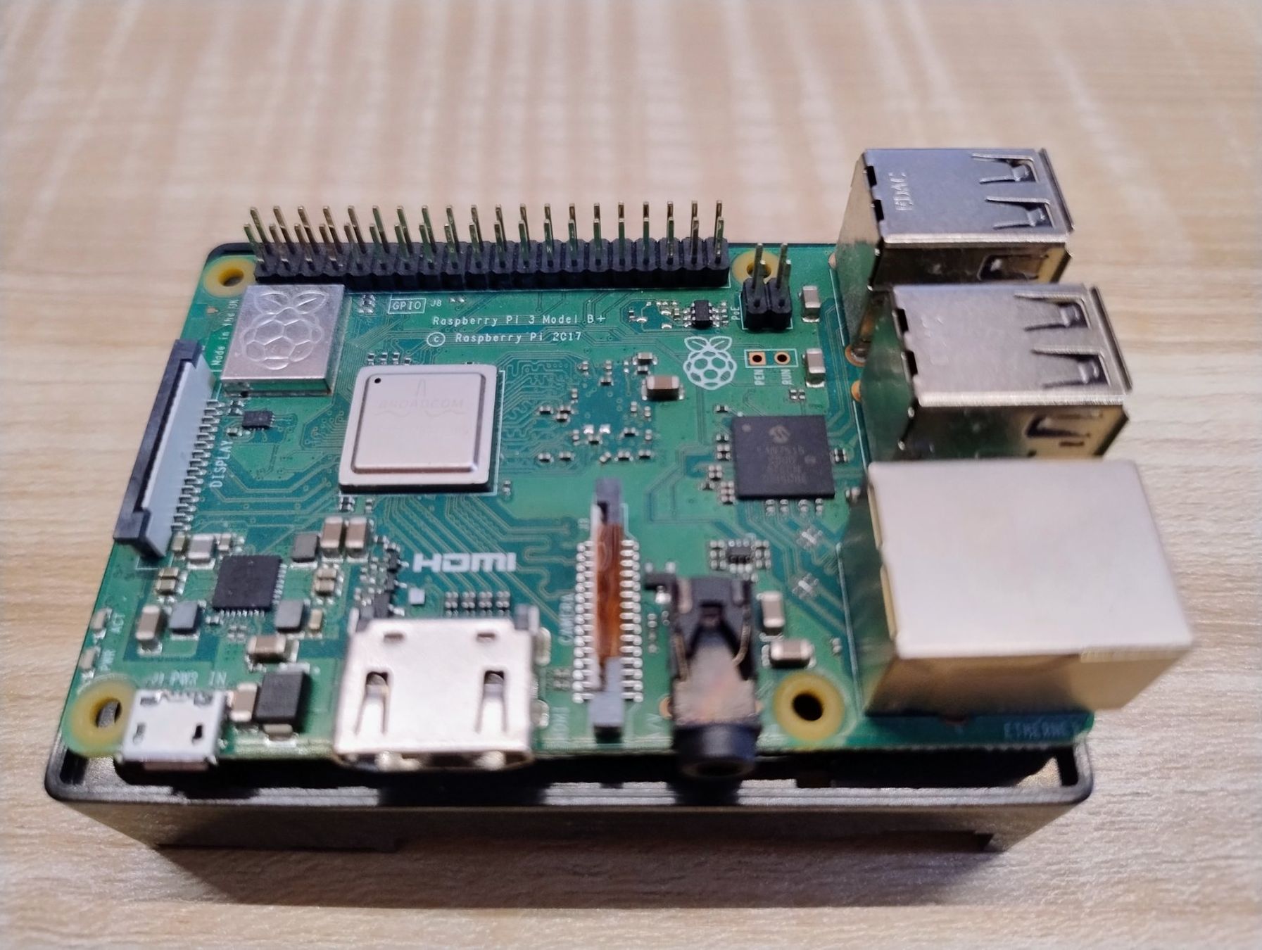 Raspberry Pi PCs: Raspberry Pi 3 Model B+ (original) – Gebraucht aus Beckenried von SCHEMA79 1