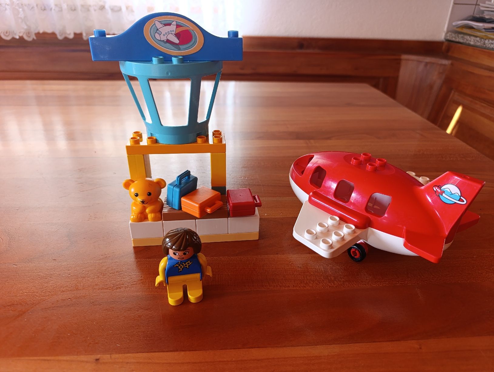Lego Jouets: Lego Duplo Flughafen mit Flugzeug  – D'occasion à Oberarth par sil_9dfs 2