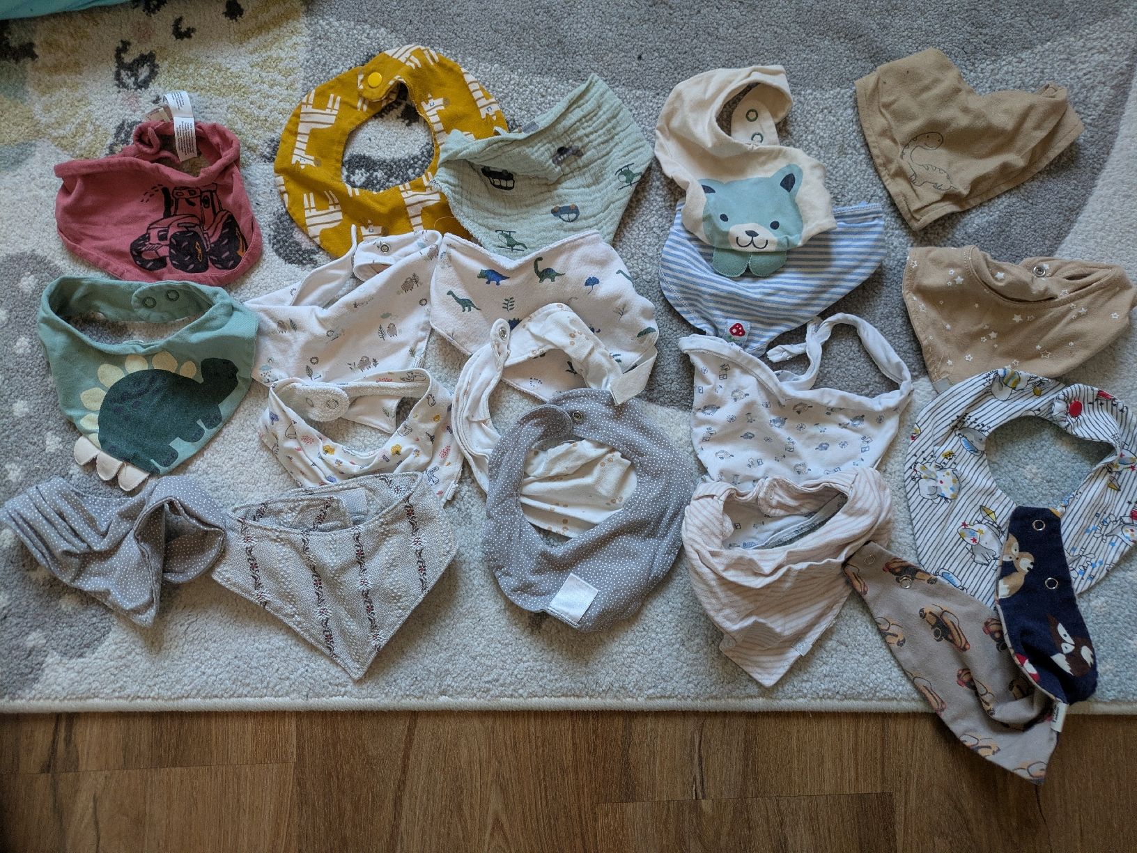 Baby-Mahlzeiten: Baby Saberlätzli – Gebraucht aus Schongau von stu_5mp2