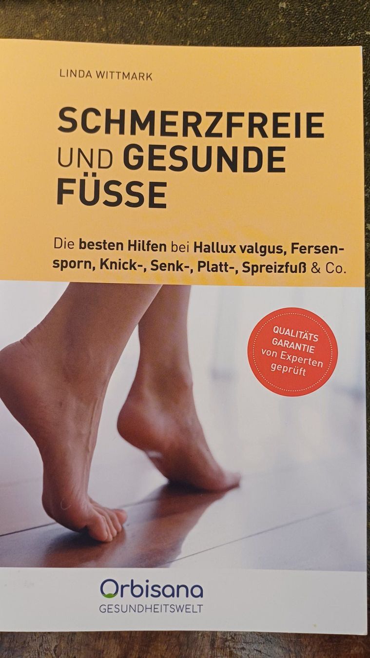 Libri: Schmerzfreie Füsse – Nuovo (secondo la descrizione) da Zollikerberg venduto da Kaugo