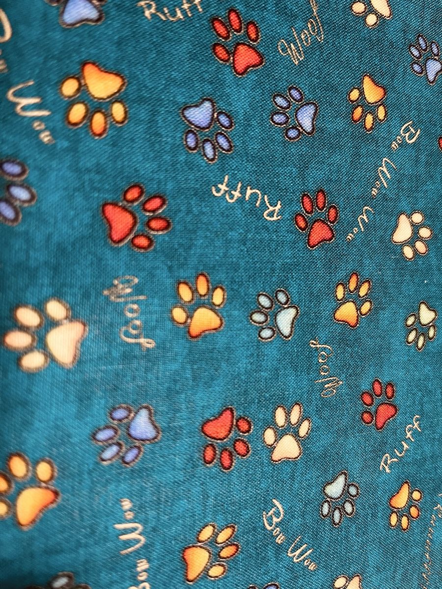 Stoffe: Patchworkstoffe 3er Set Pfoten bunt – Neu (gemäss Beschreibung) aus Seuzach von KreativmitStoff 6