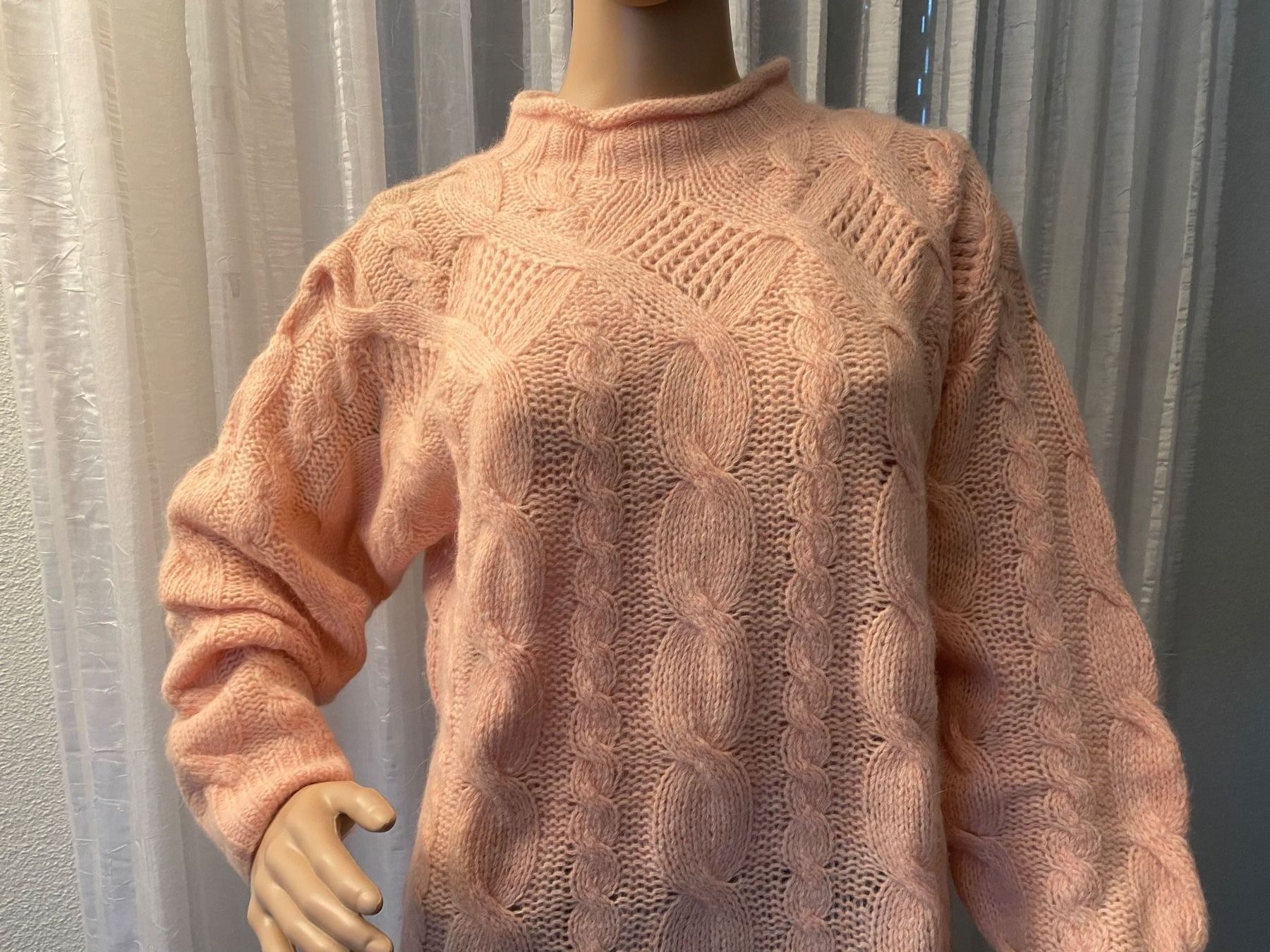 Maglioni & Felpe: perfekter Auftritt - 20% Angora-Strickpullover Gr. M – Usato da Winkel venduto da ferrari2022 2