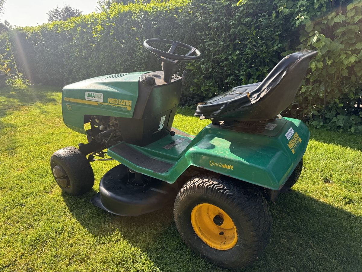 Rasenmäher: Rasentraktor mit BGS 12HP Weedeater – Gebraucht aus Leuggern von  2
