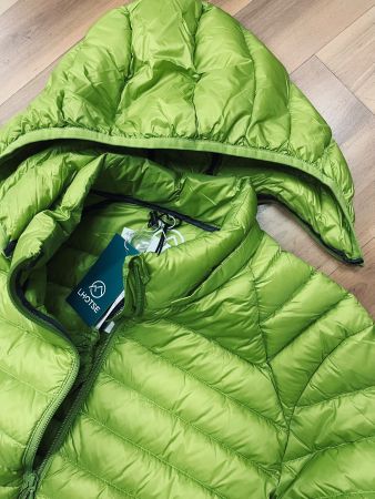 Lhotse echt Daunenjacke, pistache federleicht neu Gr.L/50-52