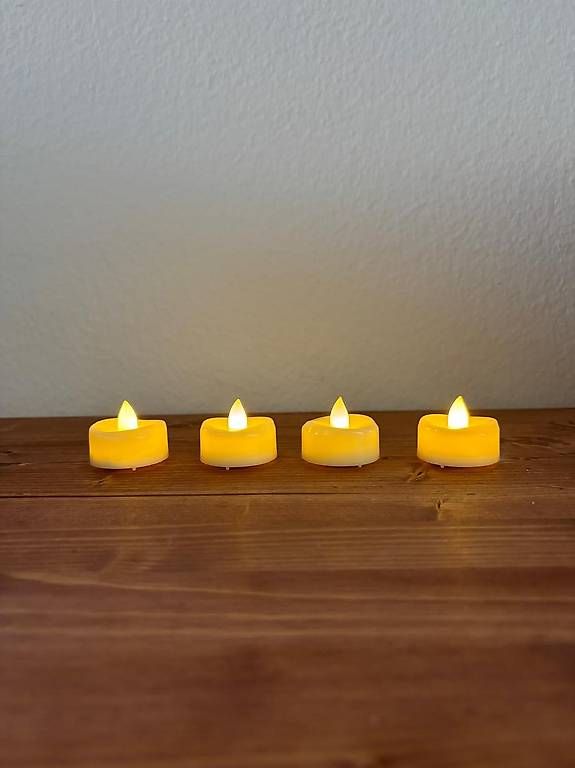 Candele: 30 LED-Teelichter – Usato da Zürich venduto da mariposa27