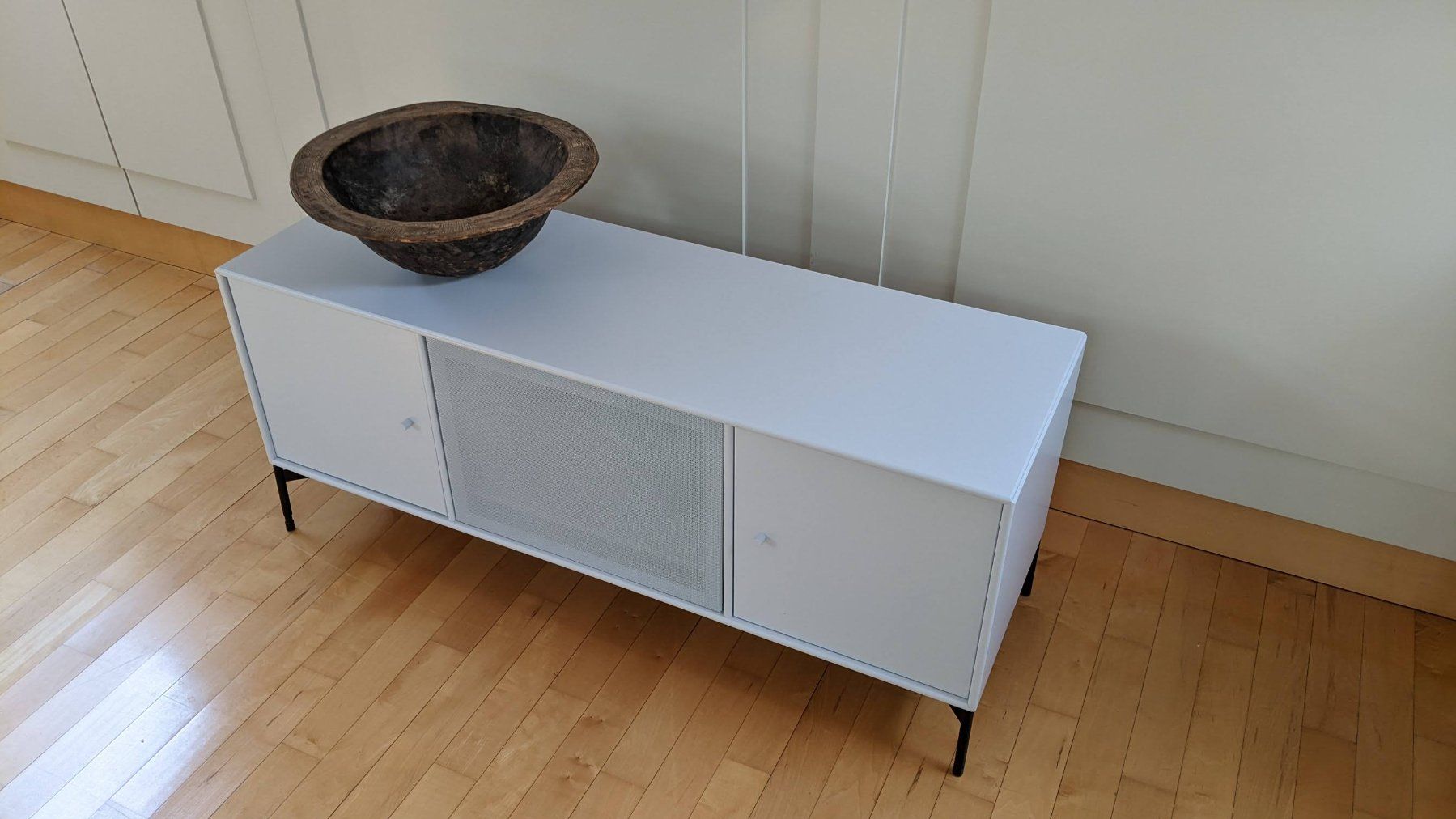 Montana Cassettiere: Montana Octave Sideboard – Usato da Münchenstein venduto da chicken3000 1