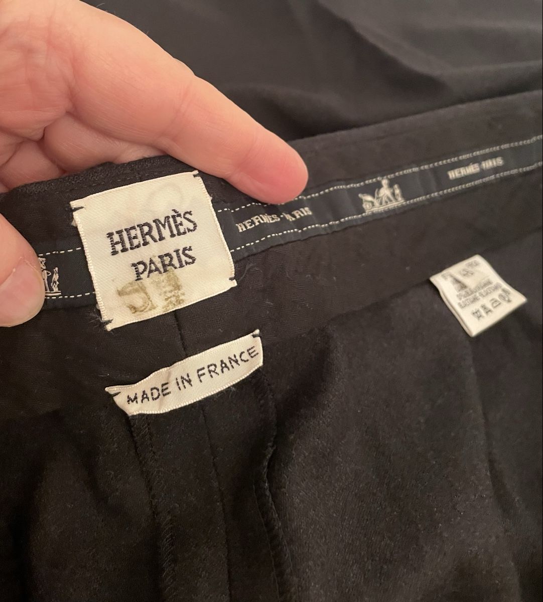 Hermès Pantaloni: Vintage Hermés Trousers, Virgin Wool, Size 46 – Usato da Oberwil BL venduto da Stellochkas