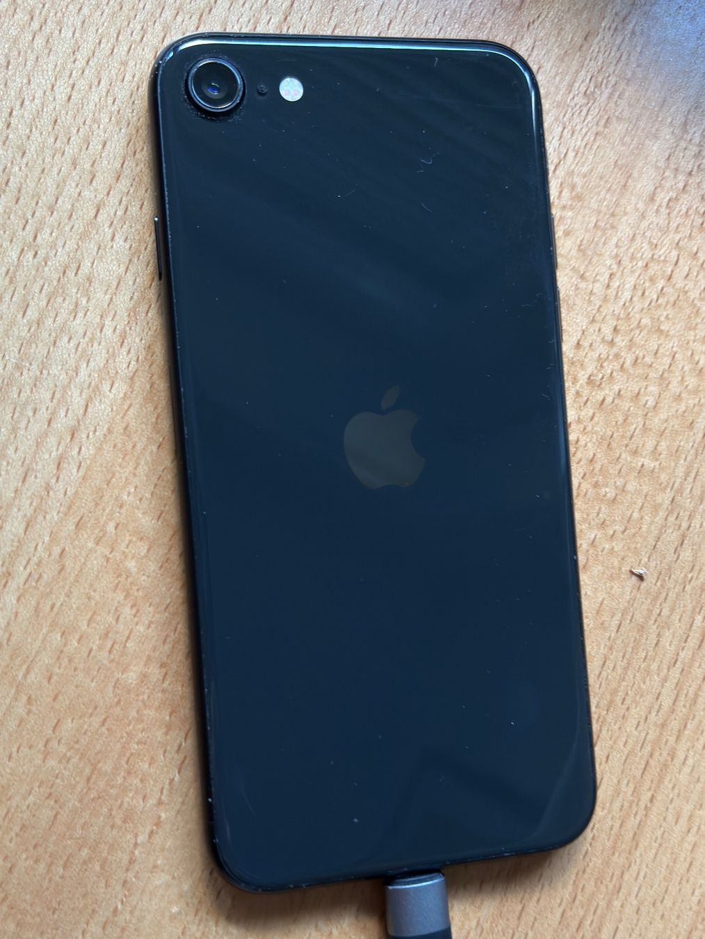 Apple Handys / Smartphones: iPhone SE 2020 (2nd Generation) – Gebraucht aus Basel von AufeinenBlick 3