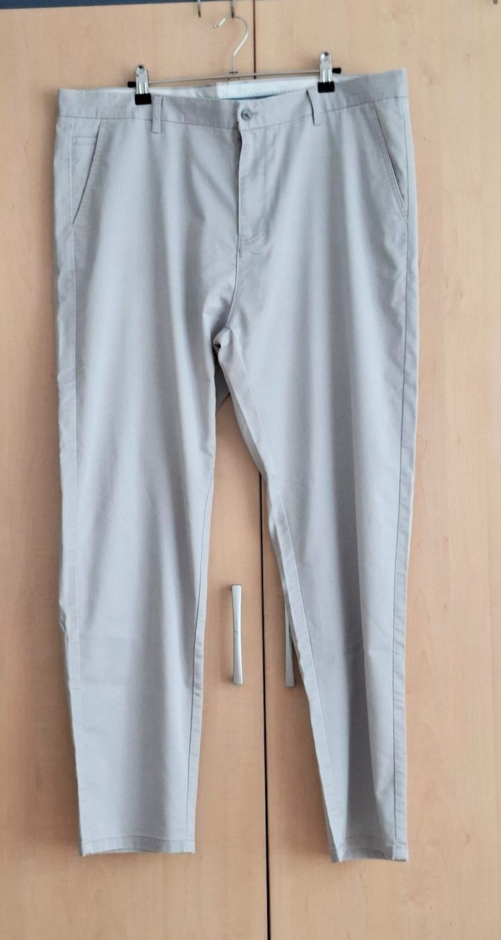 Pantaloni: Feine Herren  Hose gr 40 Neuwertig – Nuovo (secondo la descrizione) da Reinach AG venduto da nicki024