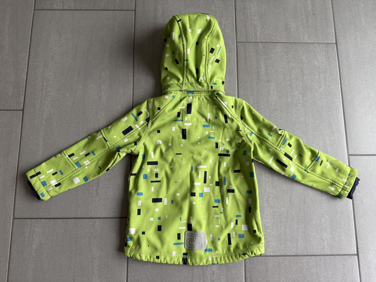 Giacche & Cappotti: Softshelljacke Grösse 110 – Usato da Mägenwil venduto da Bienchen8 1