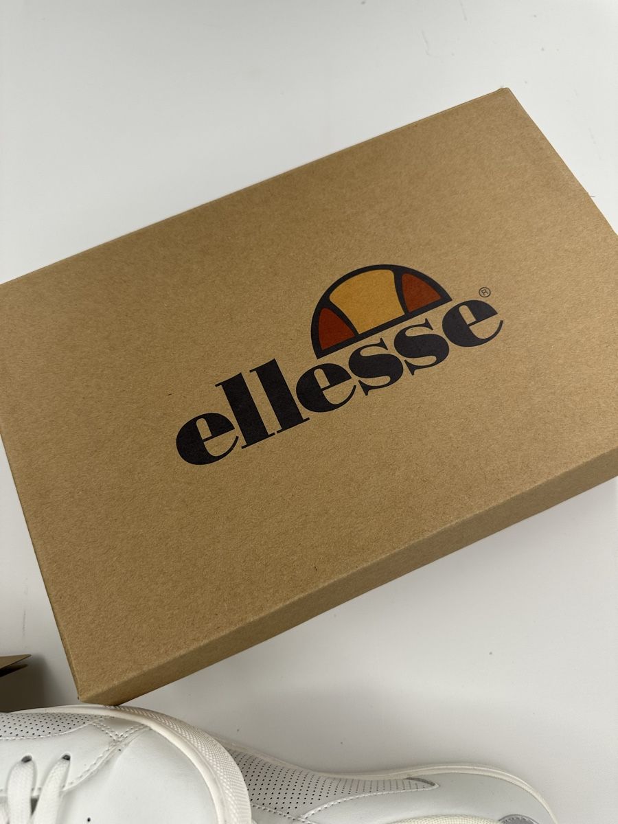 Ellesse Scarpe da uomo: Ellesse Sneaker, Gr. 41, Neu mit Etikett, – Nuovo e nell'imballaggio originale da Luzern venduto da kim221080 2
