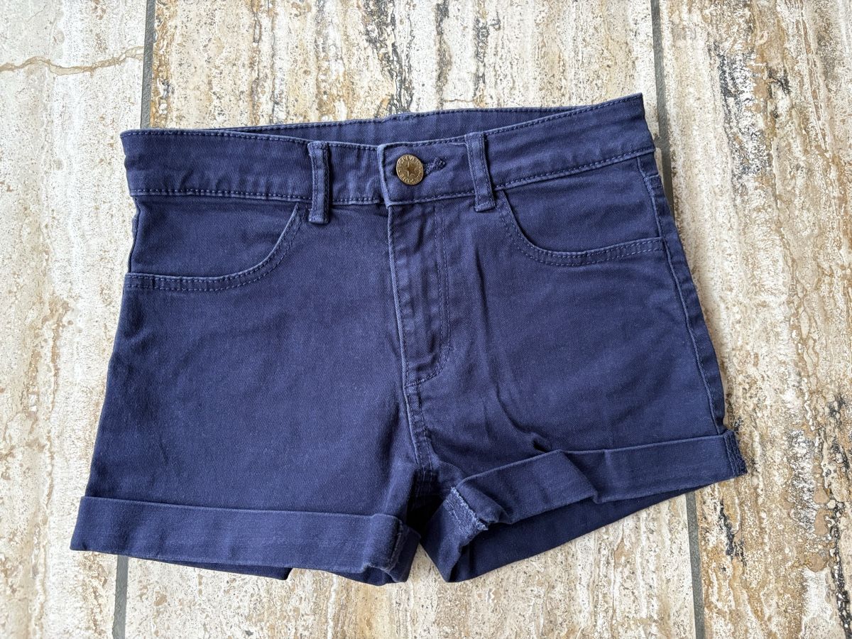 H&M Pantaloni: H&M Shorts Grösse 134 – Usato da Nürensdorf venduto da Yellowstone09 1