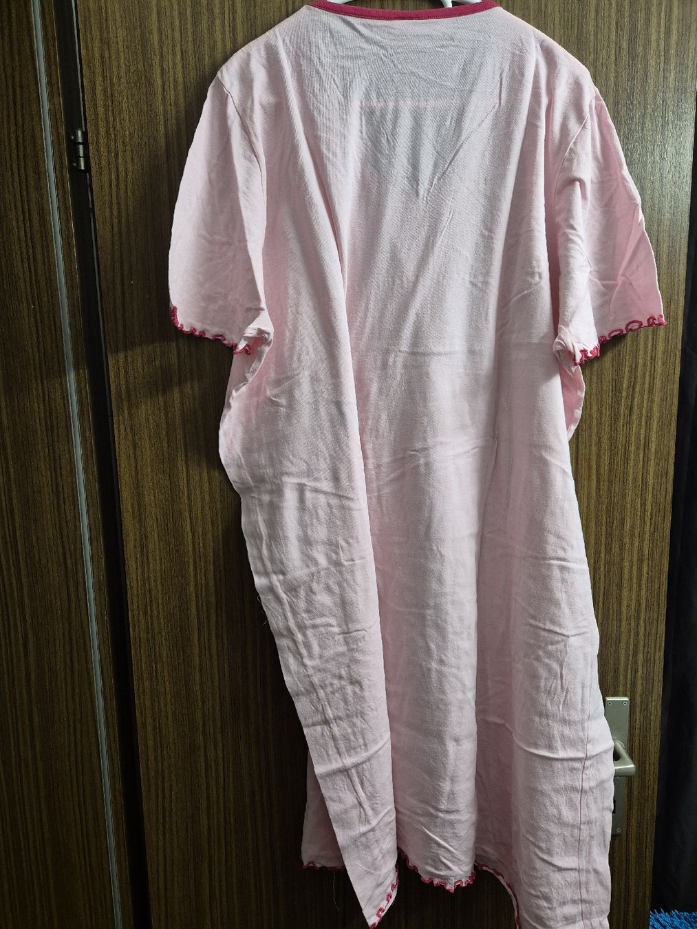 Negligees & Pyjamas: Damen Nachthemd – Gebraucht aus Langenthal von Polarisstern 2