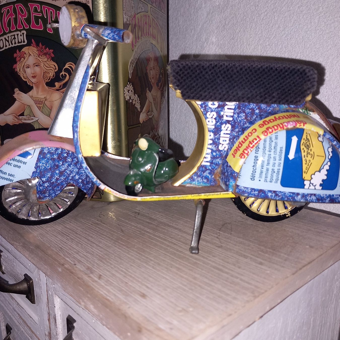 Vespa Modellbausätze & Standmodelle: Deko Vespa Model Blech /Vintage  Italien – Gebraucht aus Aegerten von gismolini