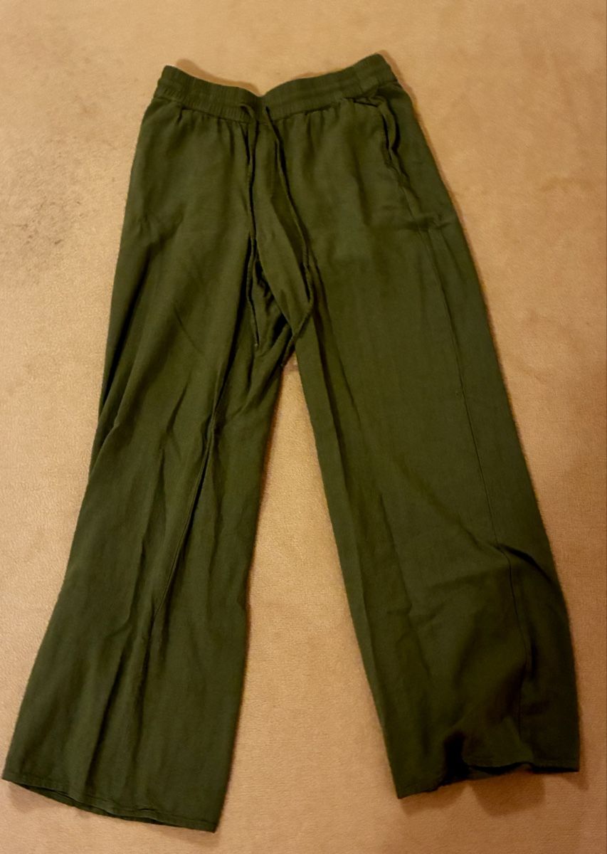 Pantalons: Leinenhose Luciana, Gr 36 – D'occasion à Schaan par RicX-10