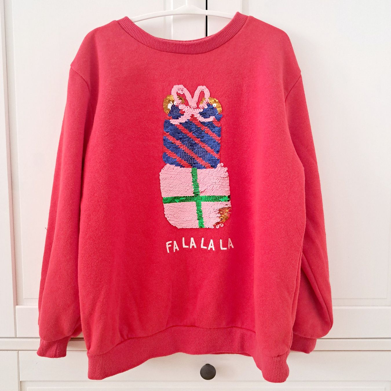 H&M Maglioni & Felpe: Pullover in Grösse 122 / 128 – Nuovo (secondo la descrizione) da Ostermundigen venduto da sedel_