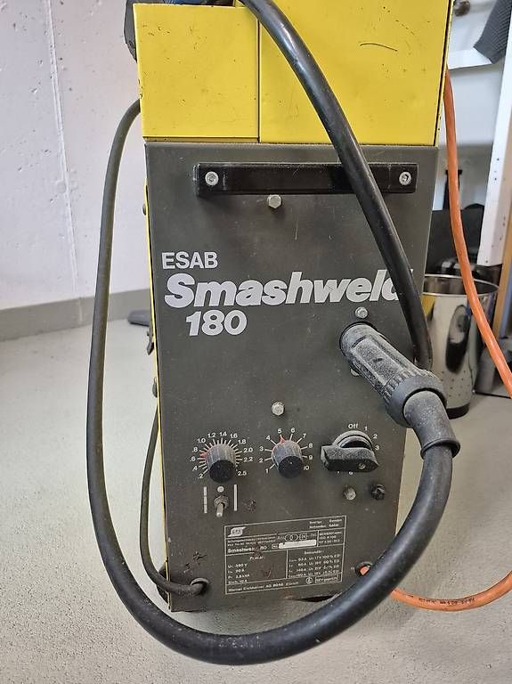 Saldatori: Schweissanlage Schutzgas 380V – Usato da Mägenwil venduto da InEcoTec 2