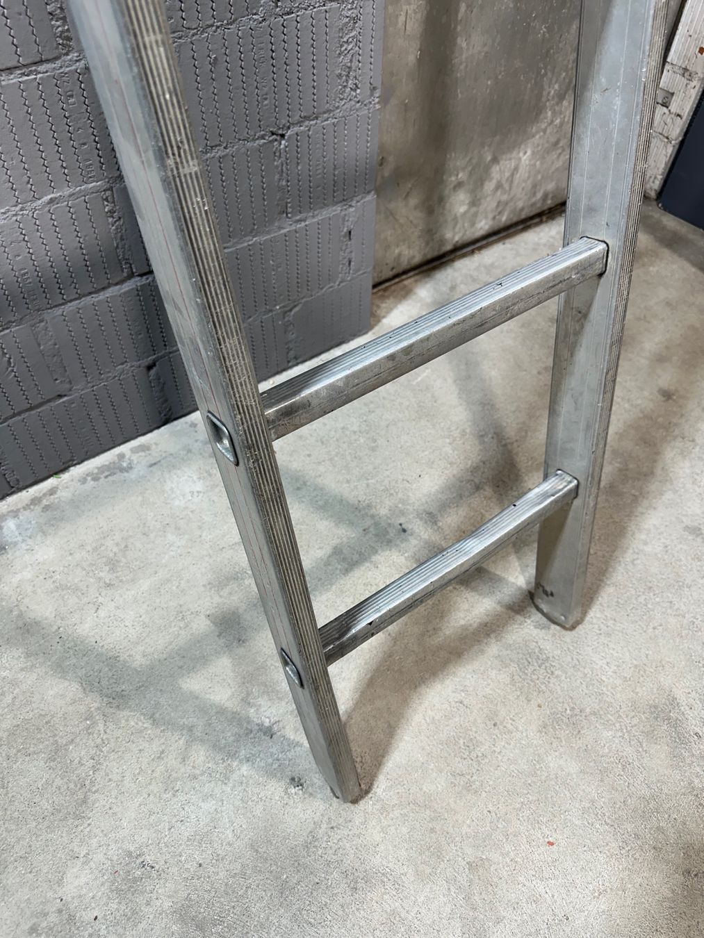 Leitern: Einfache Leiter aus Aluminium 295cm – Gebraucht aus Laufenburg von Sirluger 1