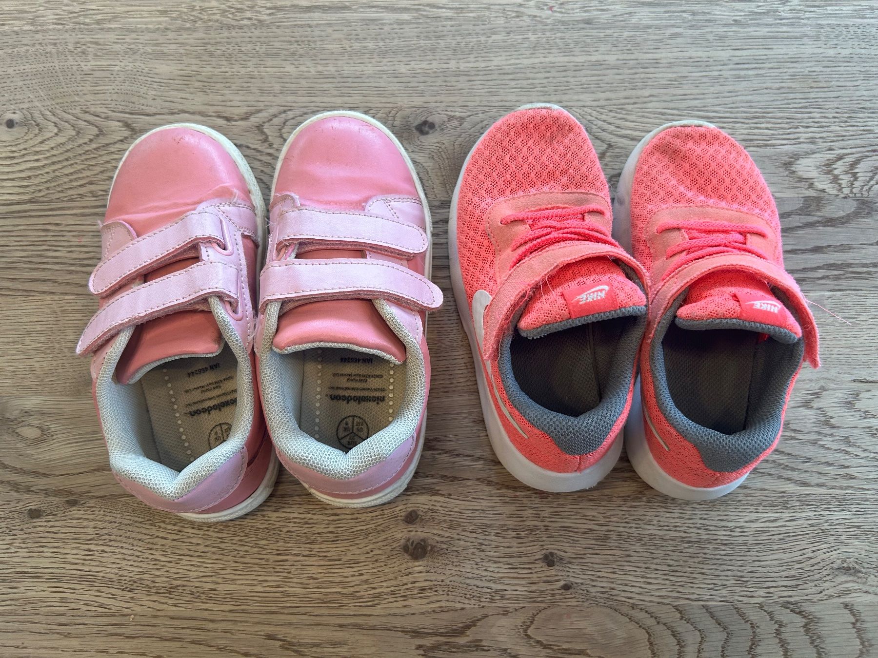 Scarpe per ragazze: Turnschuhe zum Austragen – Usato da Trachslau venduto da Daroli_2 3
