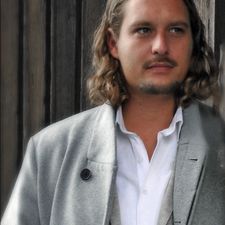 Profile image of Lars1.