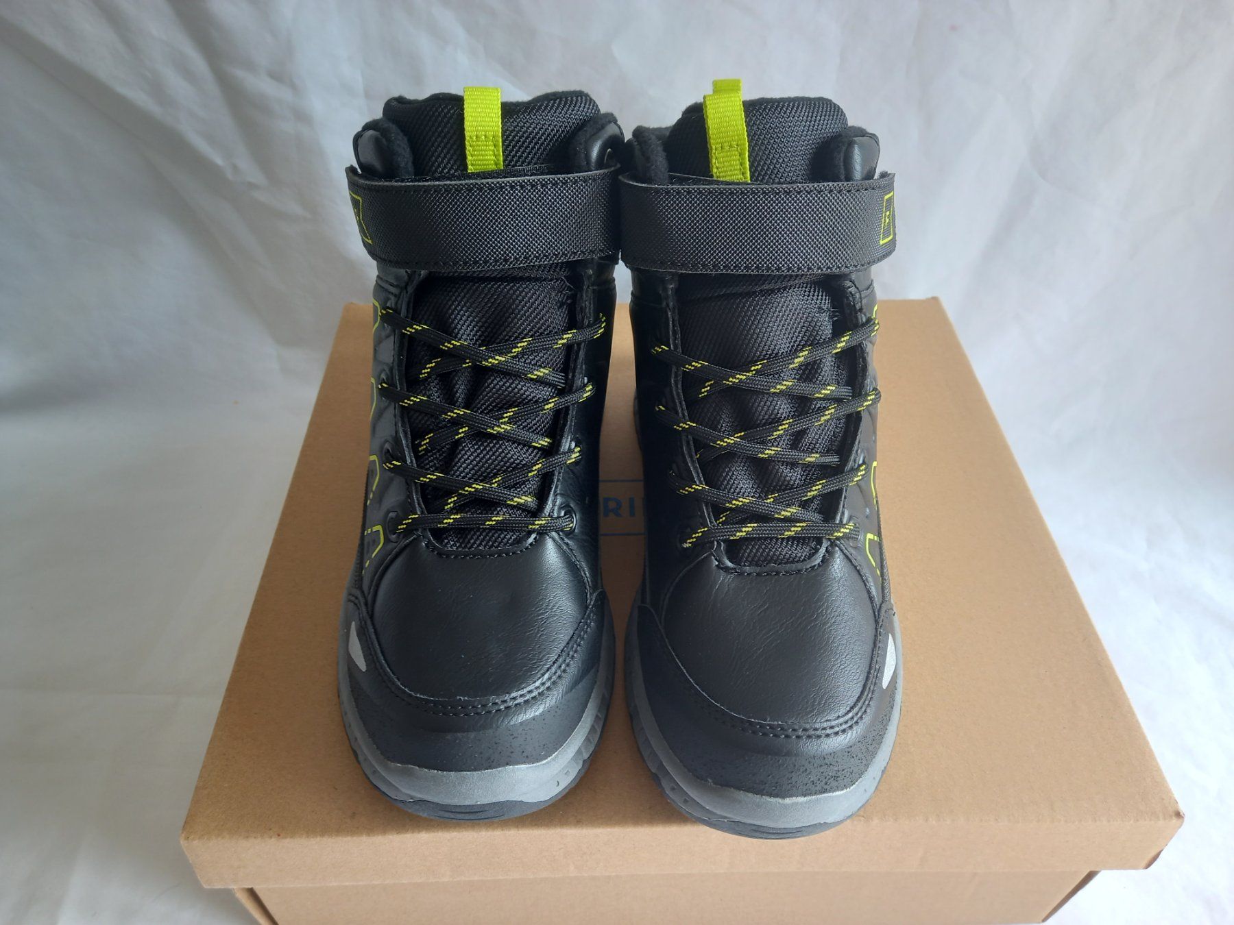 Schuhe für Jungen: Friboo Schnürschuhe Schwarz Gr.32 Neu mit Klett – Neu (gemäss Beschreibung) aus Schweizersholz von freyle1 1