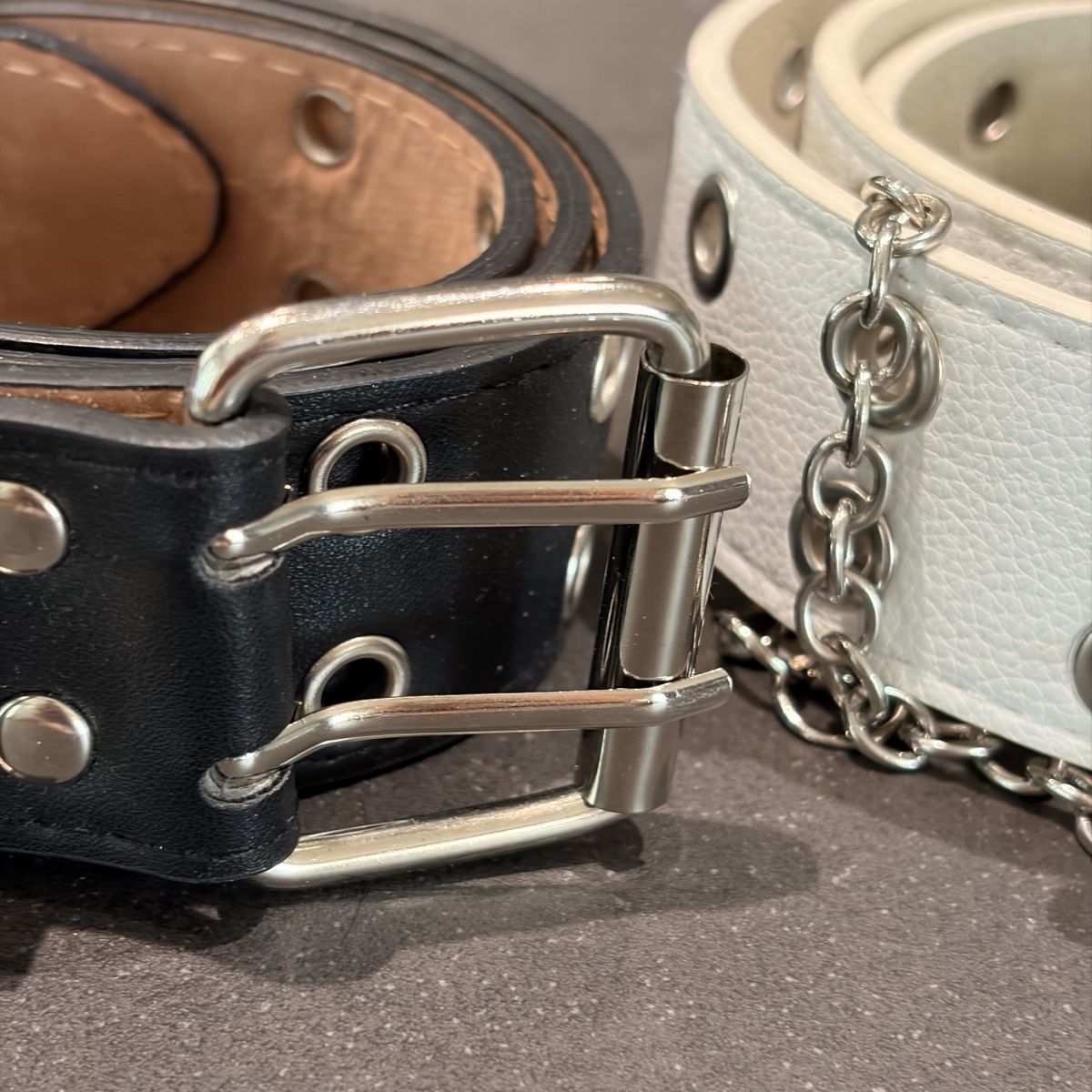 Cinture: Alt Belt Set 2 Double Eyelet Goth Adjustable Chain – Usato da Edlibach venduto da Anyteaparty 3