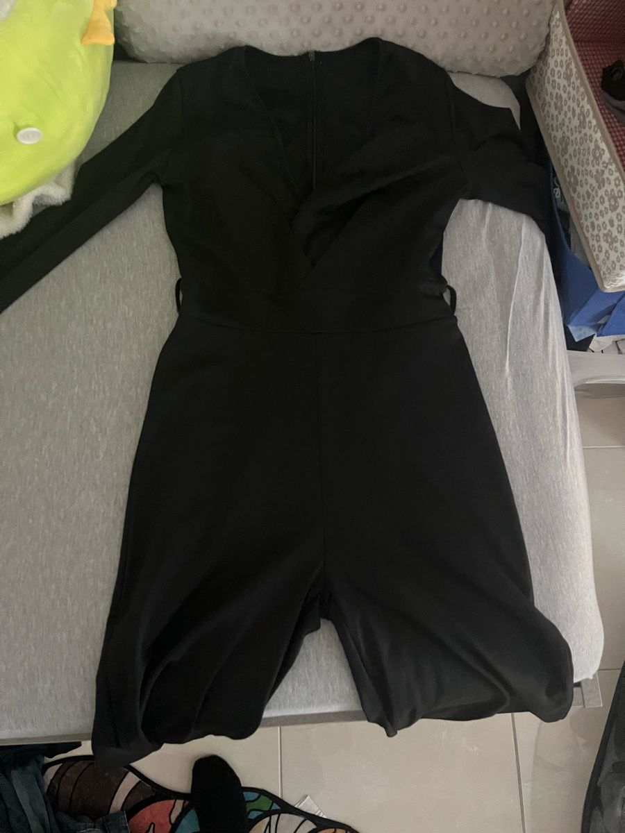 Tute: body suit schwarz – Usato da Schlieren venduto da eli_g7ck