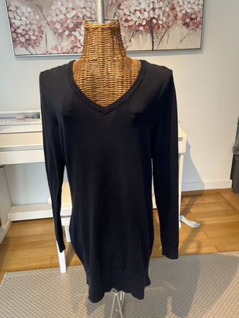Dunkelblauer langer Pullover, bpc, 36/38
