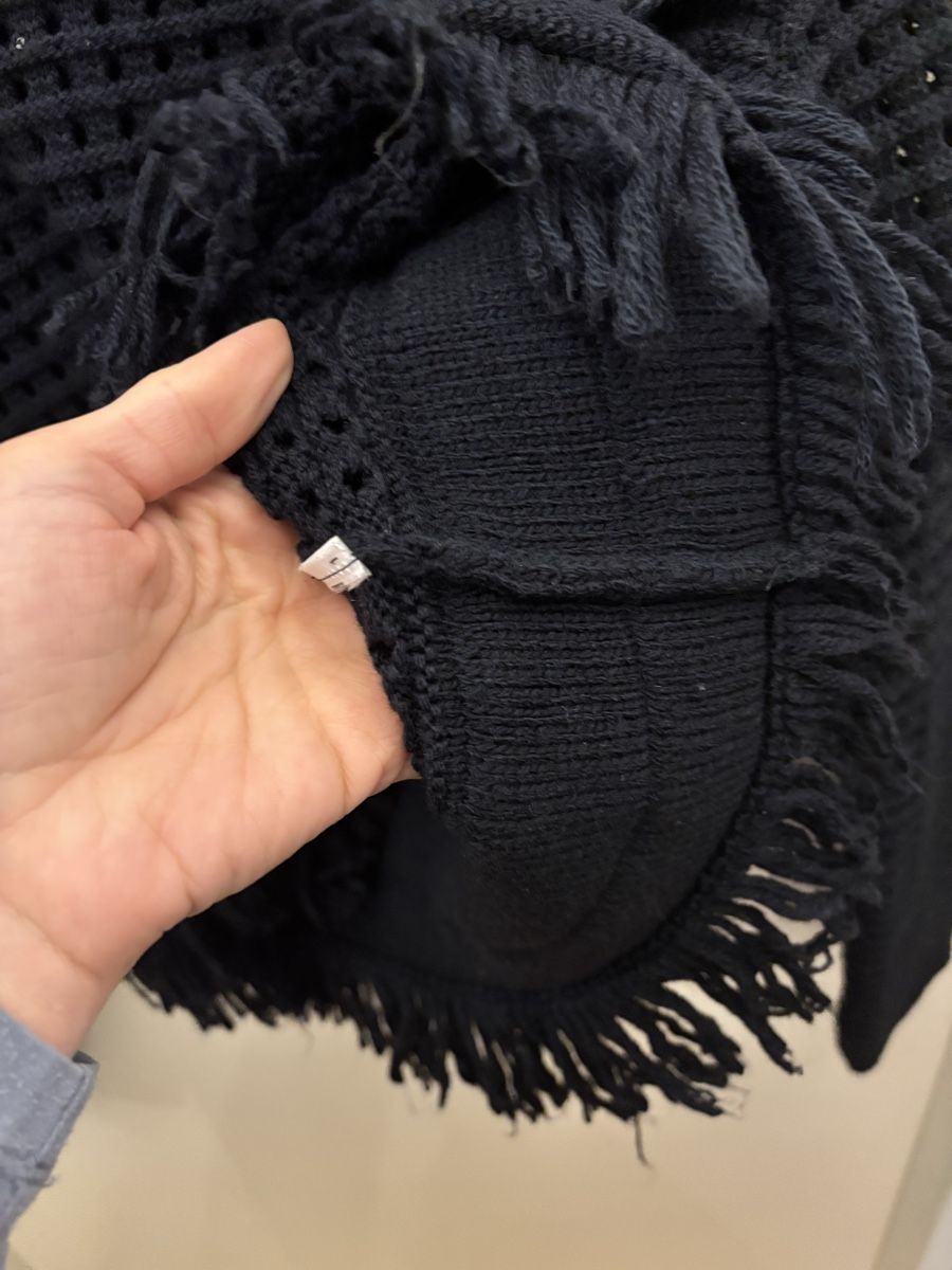 Zara Pullover & Sweatshirts: Zara Pullover mit Fransen / Lochmuster Gr.L – Neu (gemäss Beschreibung) aus St. Gallen von heartbug 4