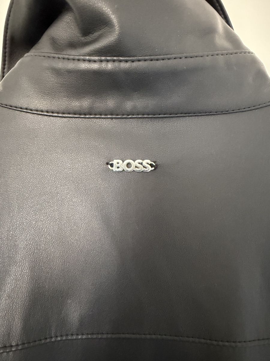 Hugo Boss Vestiti: Schwarzes Boss Kunstleder Kleid Gr.40 – Usato da Uitikon Waldegg venduto da seefeld44 3