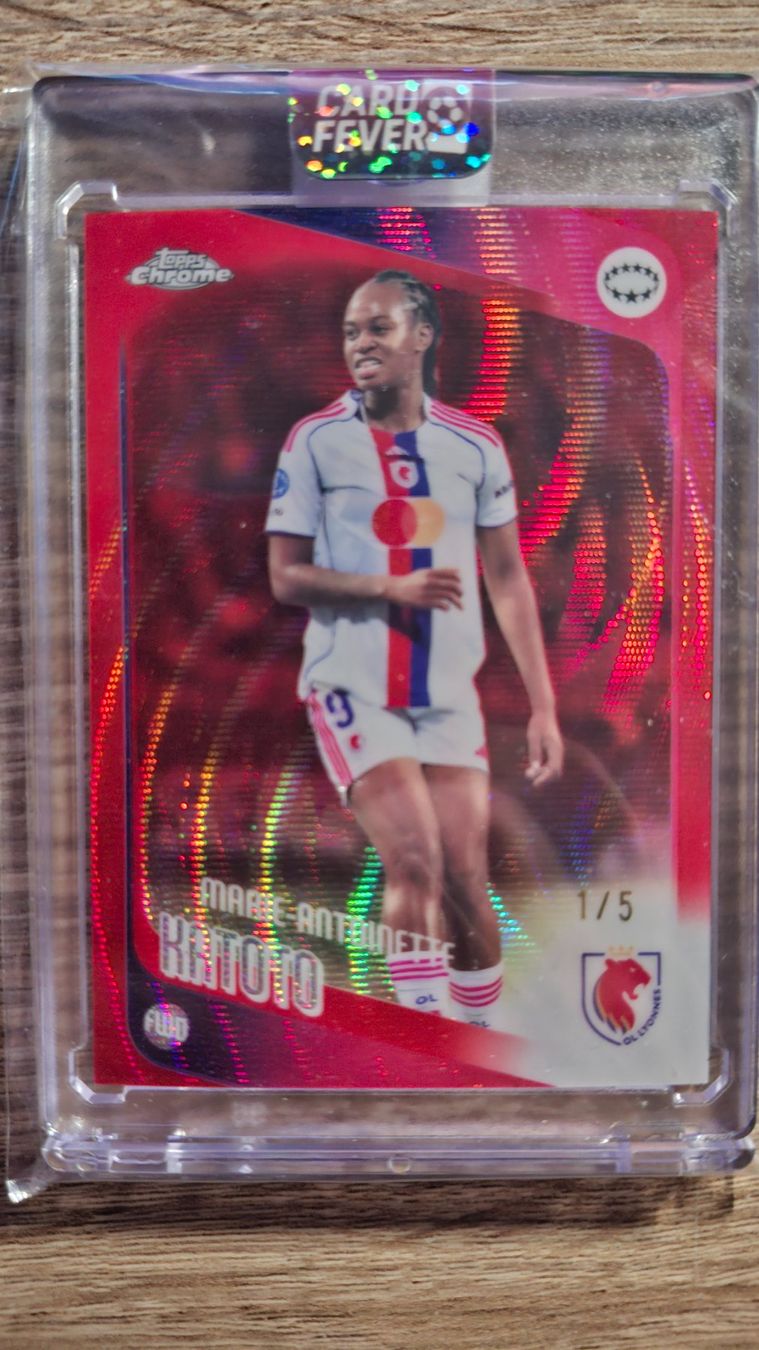 Topps Sammelbilder & Trading cards: Marie-Antoinette Katoto Topps Chrome Red Refractor /5 – Gebraucht aus Neuhausen am Rheinfall von Schweizer83