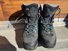Lowa Wanderschuhe