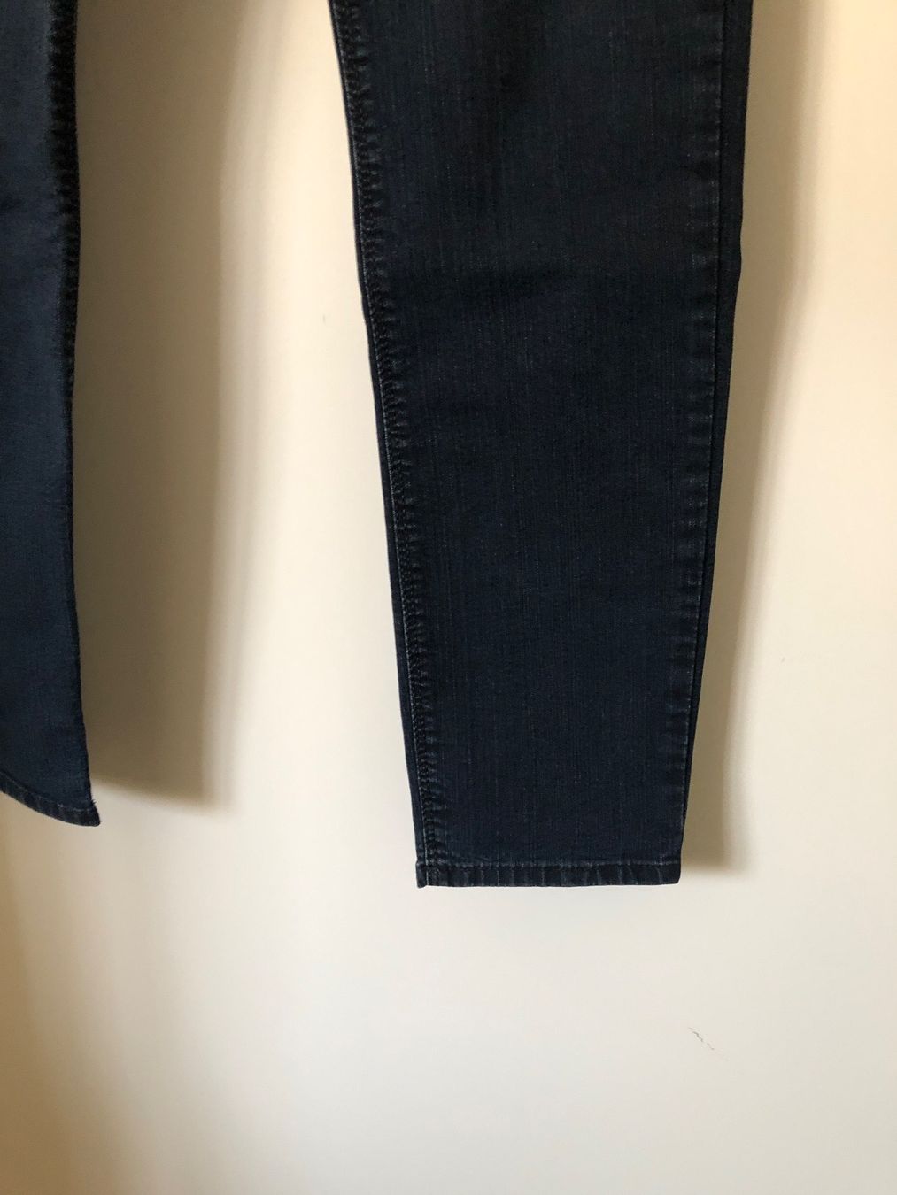 Angels Jeans: Angels Damenjeans Grösse 27 – Usato da Arlesheim venduto da leyRum4.5 3