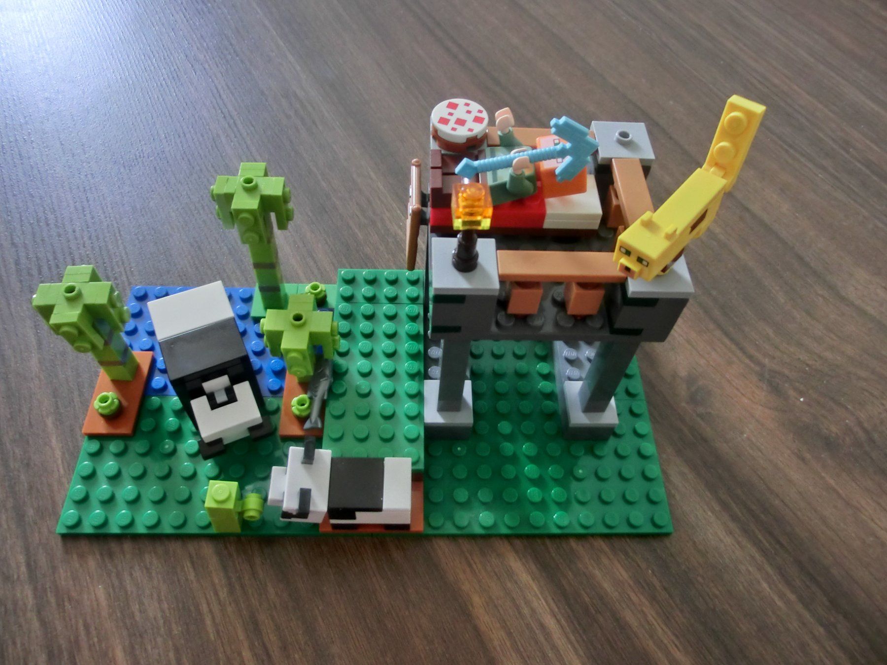 Lego Jeux de construction: Lego Minecraft 21158 Der Panda Kindergarten – D'occasion à Heerbrugg par Doblinsky