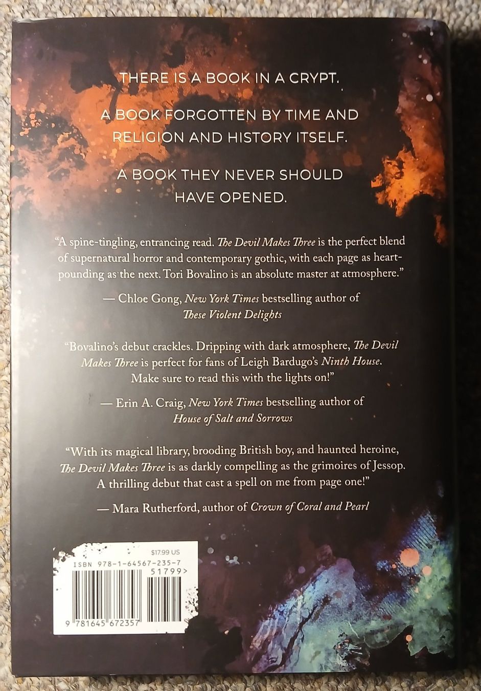 Libri: The Devil Makes Three von Tori Bovalino – Nuovo e nell'imballaggio originale da Oberrieden venduto da sib_nkf6 2