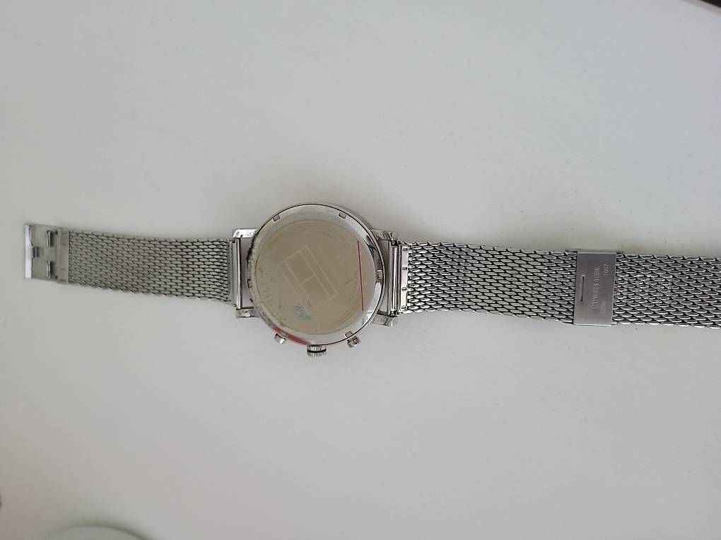 Orologi: Montre tommy hilfiger  – Usato da Pieterlen venduto da dav_bd2q 1