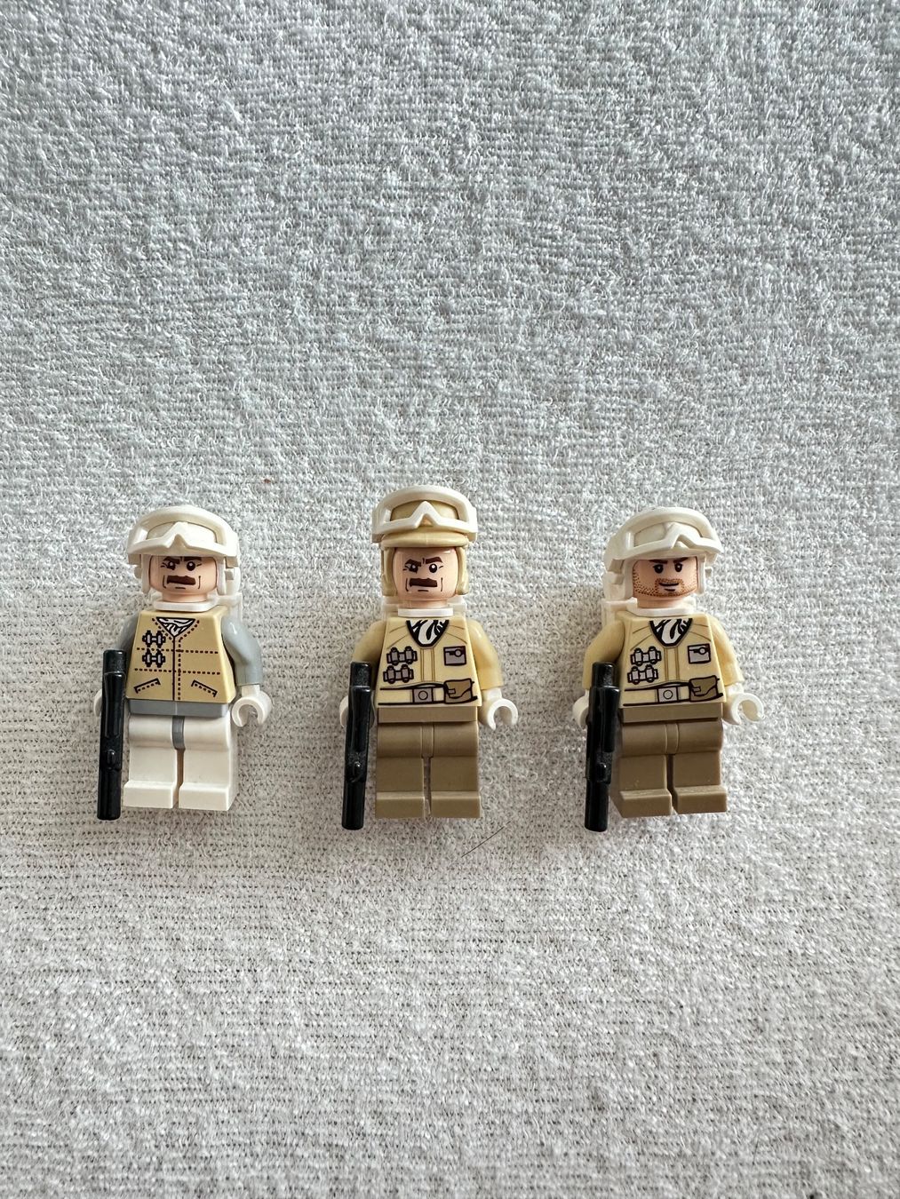 Lego Jouets: LEGO Star Wars 3x Hoth Rebel Trooper – D'occasion à Bonstetten par simns_26