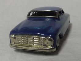 TIN TOY  BLECH  AMERIKANER  12 CM LANG  UHRWERK I.O. GUT ERH