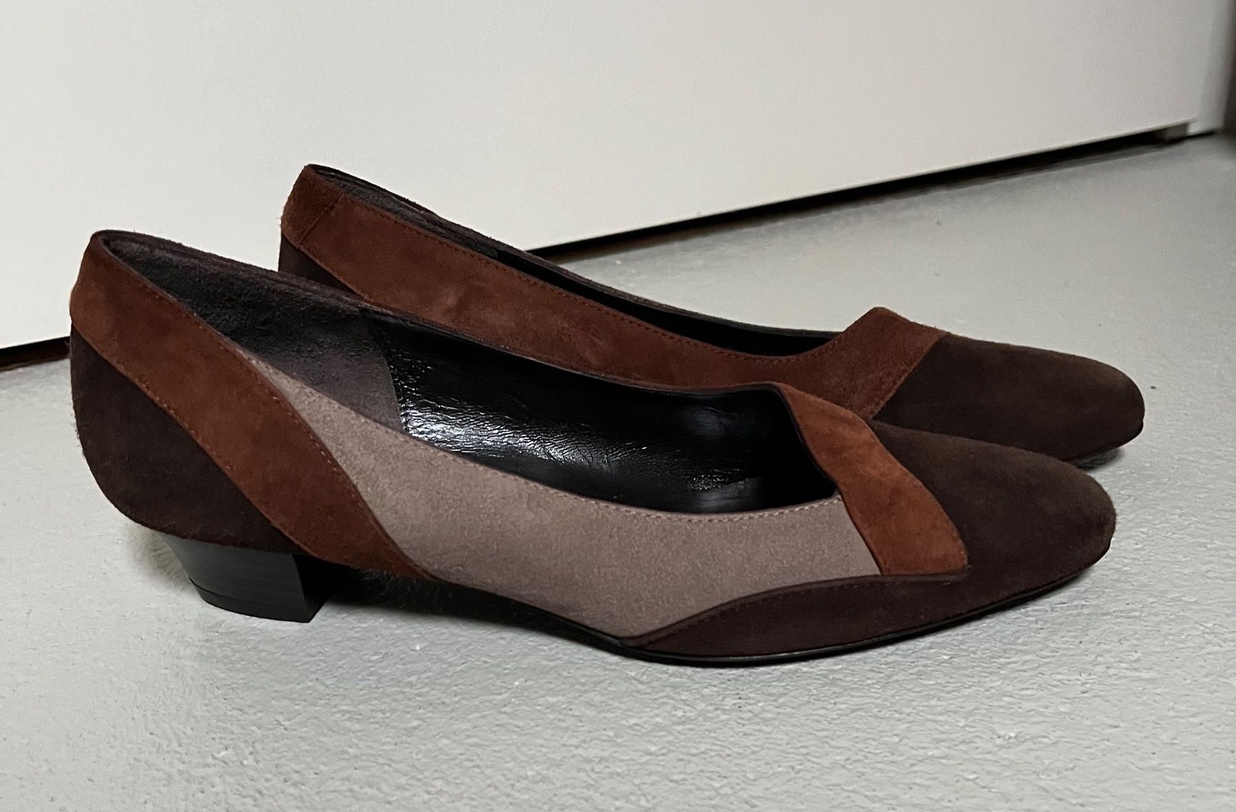 Scarpe da donna: Pumps aus Wildleder , Grösse 37 – Nuovo (secondo la descrizione) da Roggwil BE venduto da KarotteV 1