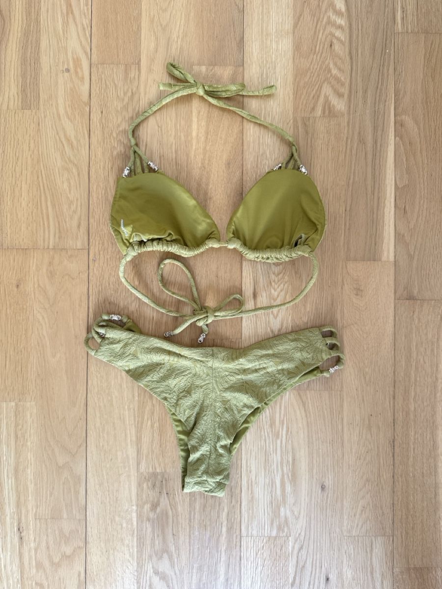 Calzedonia Costumi da bagno & Bikini: Bikini Calzedonia – Nuovo (secondo la descrizione) da Bern venduto da Paramagurunathan 1