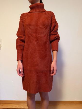 Warmes Strickkleid