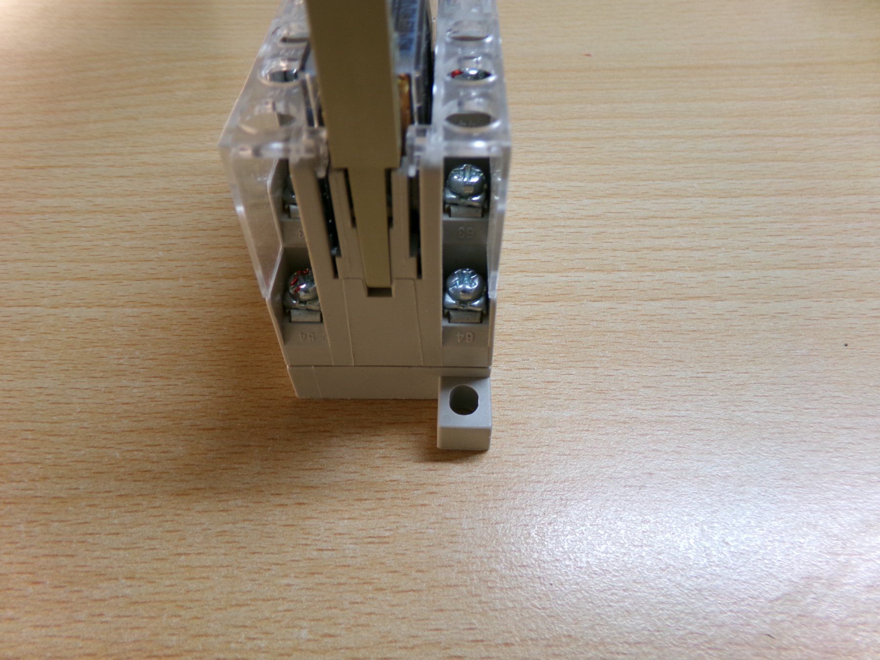 Omron Elektronikbauteile: Relais 24VDC Omron P7SA-14F-ND – Gebraucht aus Hombrechtikon von Maloev17 6
