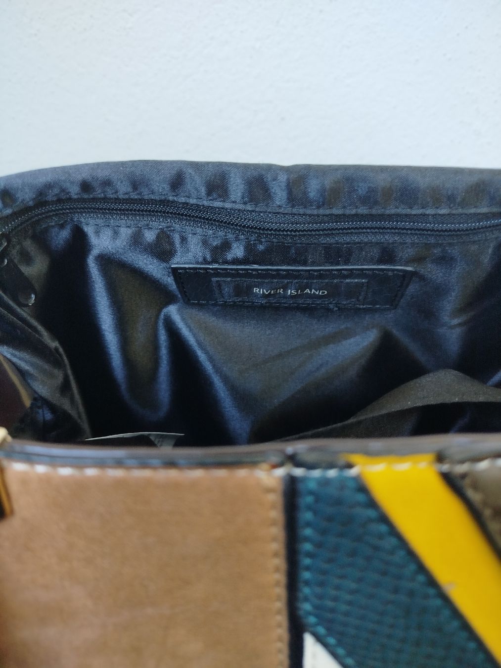 Borse da donna: River Island Tote Bag, Geometric Patchwork Unique style ! – Nuovo e nell'imballaggio originale da Genève venduto da jze_c9tt 4