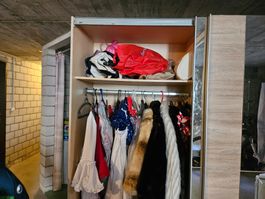Kleiderschrank
